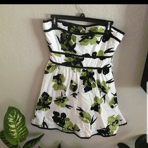 Speechless, flirty summer dress.